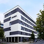 Stayery Hauptbahnhof & Stadthalle 4*