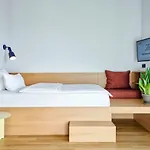 Stayery Hauptbahnhof فندق