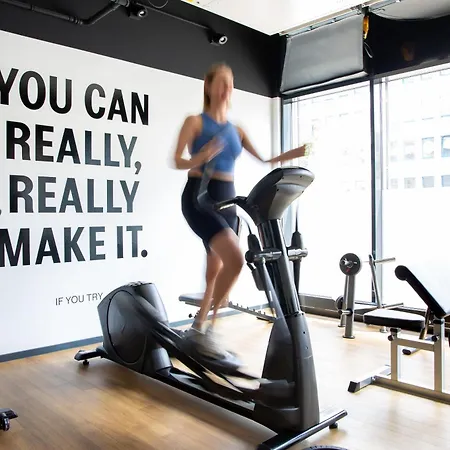 Hotel Stayery Hauptbahnhof 4*