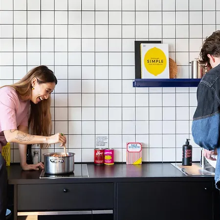 Hotel Stayery Hauptbahnhof 4*