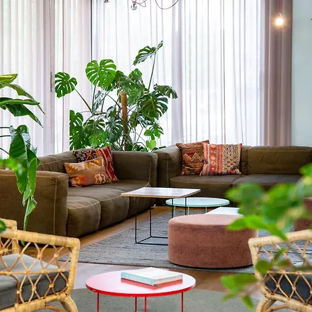 Hotel Stayery Hauptbahnhof 4*