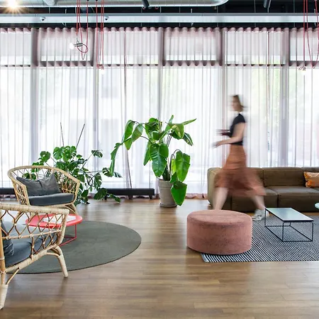 Hotel Stayery Hauptbahnhof 4*