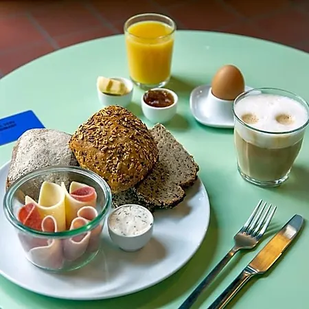 Stayery Hauptbahnhof & Stadthalle - Alle Mit Klimaanlage 4*