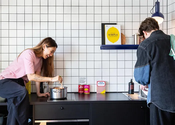 Hotel Stayery Hauptbahnhof 4*