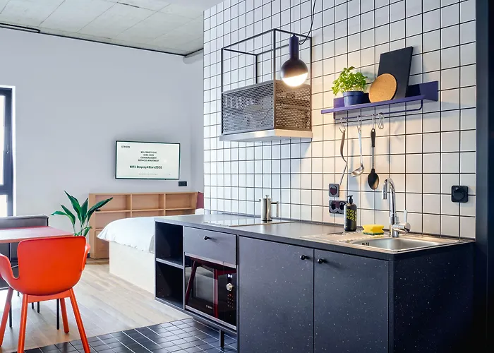 Hotel Stayery Hauptbahnhof 4*